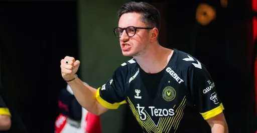ApEX: снимаю шляпу перед Virtus.pro за игру в матче с Vitality на IEM Chengdu 2025