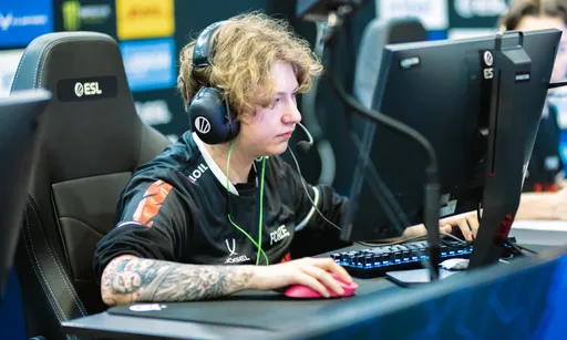 KENSI: кто-то из Virtus.pro, Natus Vincere и Cloud9 залетит в топ-4 EPL