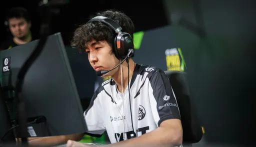 TheMongolZ разгромила и выбила NaVi из ESL Pro League Season 21