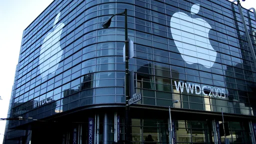 Apple сослалась на «соблюдение санкций» при удалении MAX