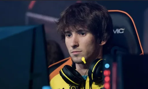 NaVi Junior выбила B8 Esports в нижнюю сетку The Portal World Invitationals