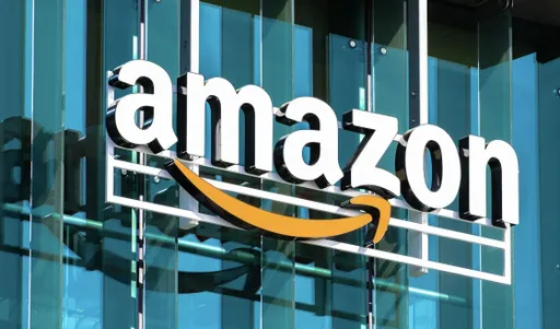 Слух: Amazon может сократить до 30 тысяч сотрудников
