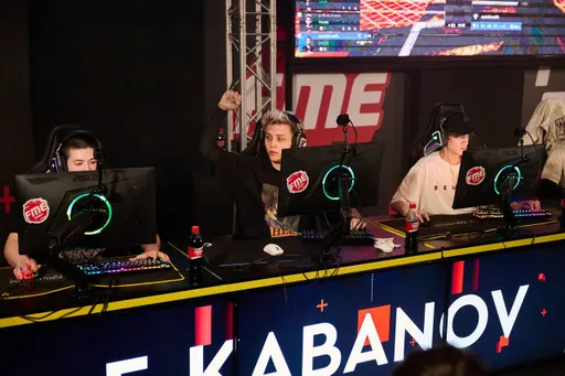 Золотой дубль mou и MVP-стример: разбор финального дня FONBET MEDIA ELEAGUE