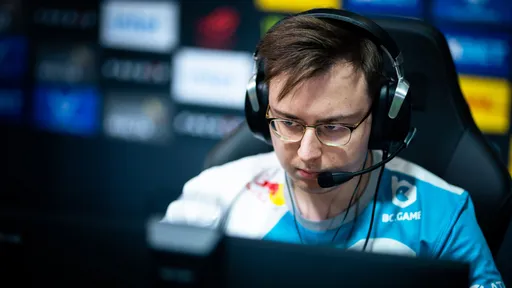 Cloud9 вернулась в топ-5 рейтинга команд от HLTV