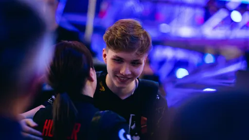 M0NESY стал самым молодым чемпионом IEM Katowice − он обошёл Kjaerbye и Ax1Le