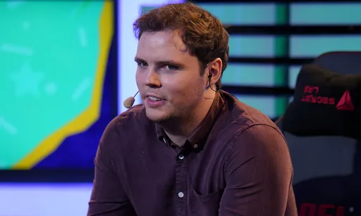 AdmiralBulldog снова выставил на продажу чемпионское кольцо с TI3