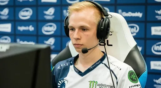 EliGE: сейчас FaZe Clan рассматривает s1mple как стендина, но всё может измениться