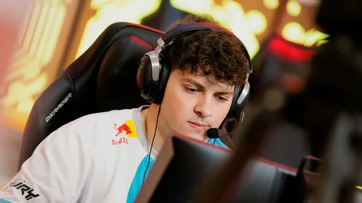 Cloud9 проиграла MIBR в матче за выход в плей-офф BetBoom Dacha 2023