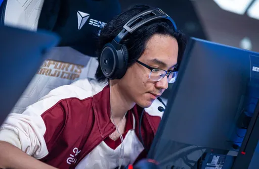 HEROIC одержала первую победу на PGL Masters Bucharest 2025