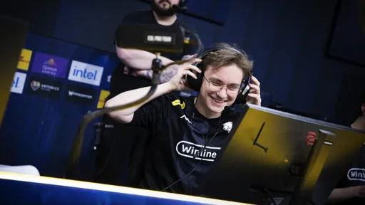 FL4MUS пропустит плей-офф IEM Katowice 2025 – в Virtus.pro его заменит mir