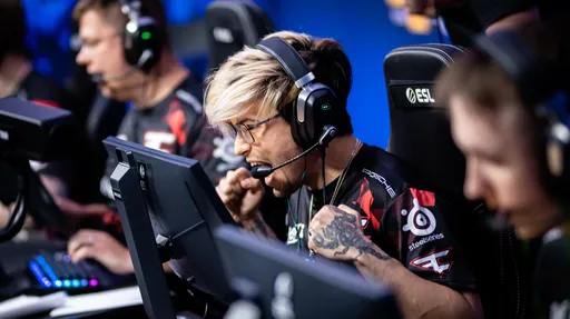 G2 сыграет с FaZe, а Astralis встретится с MOUZ в первых матчах плей-офф IEM Dallas 2023