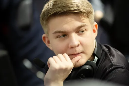 ENCE обыграла Virtus.pro в стадии Legends на PGL Major Antwerp 2022