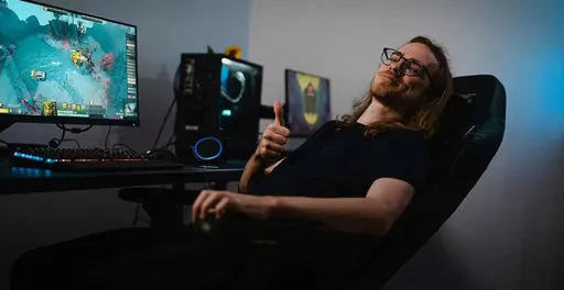 Misha: я играю в Dota 2 против будущих Satanic, Yatoro и других, они среди «Титанов»