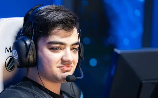 N0rb3r7 показал фотографию из практиса Virtus.pro на IEM Dallas 2024