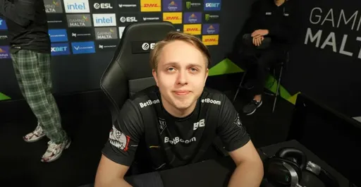 s1ren: BB Team показала M80, кто здесь папа, кто здесь отец