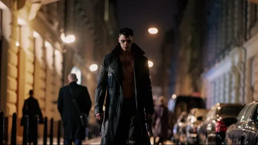 В сети опубликовали локализованные постеры ремейка «Ворона»