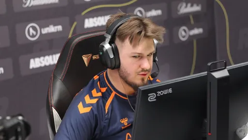 JL: готов общаться на русском языке с s1mple и b1t в матчах