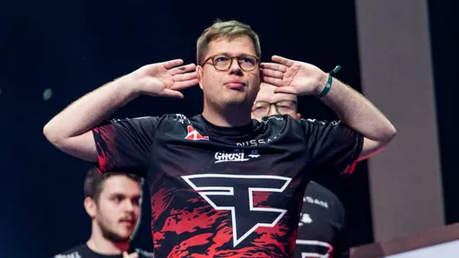 FaZe Clan сразится с MOUZ, Monte встретится с Complexity на EPL S18
