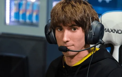 B8 уступила ASAKURA на EPL S17 – это третье поражение для команды Dendi