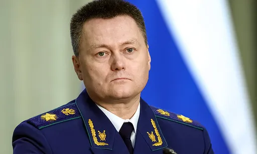 Краснов предложил сделать обязательным получение писем из судов через «Госуслуги»