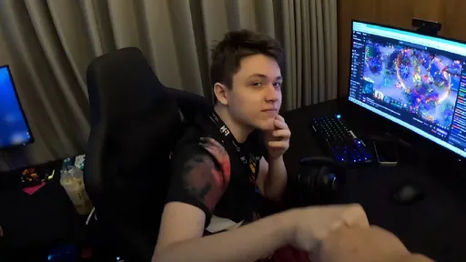 TOfu случайно вернул Antares в драку при помощи Glimpse у Disruptor на ESL One Berlin Major 2023