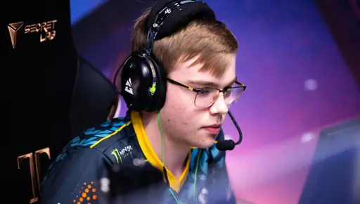 HexT: 2-0 против FaZe Clan, очень напряжённая игра и невероятный 20-й раунд
