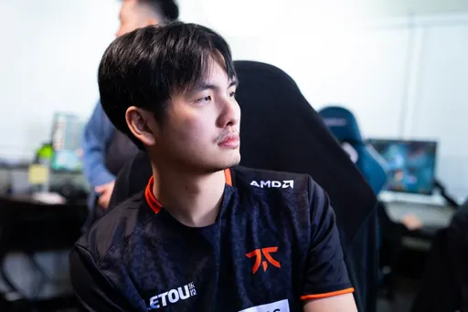 Team SMG разгромила TNC Predator на BTS Pro Series Season 12