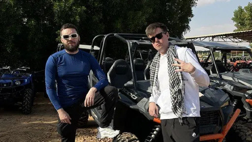 Team Spirit показала фотки с поездки в пустыню в Дубае