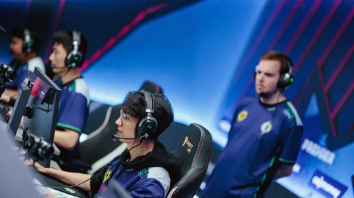Complexity сразится с NaVi за выход на BLAST Premier: Spring Final 2023