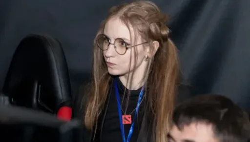 Vasilisa о баге: у Aurora был майндсет «играю с байбеком» на PGL Wallachia S4