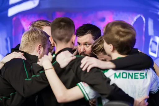 Aurora Gaming подвинула Team Falcons в рейтинге HLTV