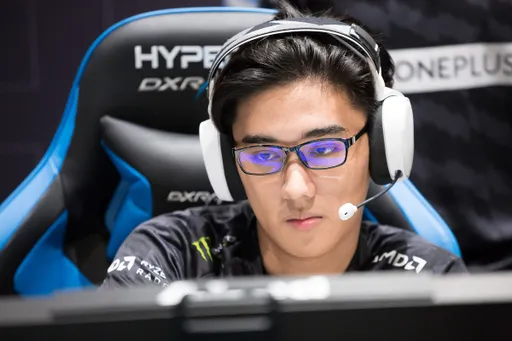 EG одержала седьмую победу, разгромив RNG на TI11
