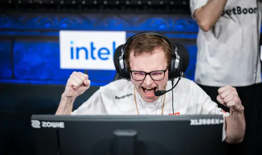 BetBoom Team сенсационно обыграла Falcons и вышла в сетку «2-0» на IEM Cologne Major 2026