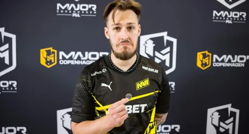 NaVi вышла на 1-0 в группе после победы в матче с M80 на PGL Astana 2025