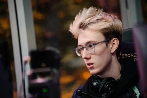 SabeRLighT- потерял 2 ММR очка после победы в матчмейкинге Dota 2