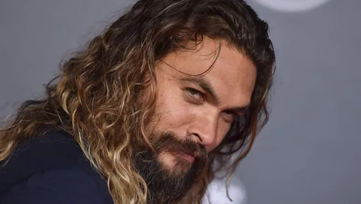 Джейсон Момоа может озвучить главного героя в экранизации Minecraft