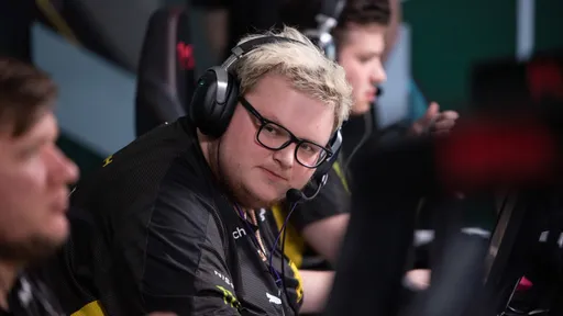 Boombl4 не может появиться в медиафутболе из-за контракта с Natus Vincere