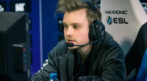 JerAx может сыграть за Aurora Gaming на The International 15