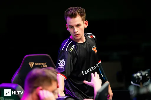 Слух: frozen перейдёт в Natus Vincere