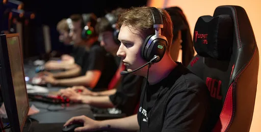 Noxville объяснил, почему Virtus.pro не хватило очков для инвайта на TI11