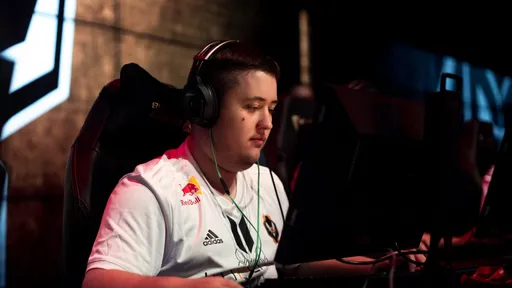 Клиент БЕТСИТИ выиграл 320 тысяч рублей, поставив на Vitality на EPL Season 17