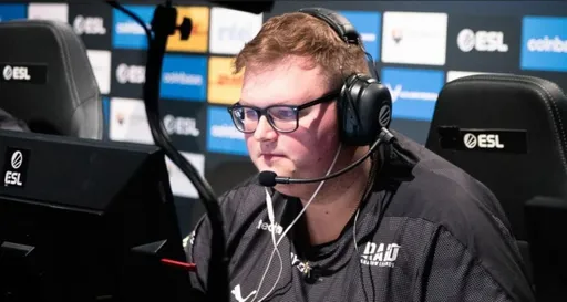 Boombl4 посетил концерт Niletto – в прошлый раз он выиграл PGL Major Stockholm 2021