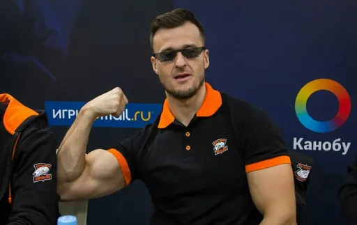Valve поздравила pashaBiceps с завершением велопутешествия до BLAST.tv Paris Major 2023