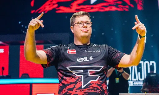 FaZe Clan выиграла первую карту в четвертьфинале StarLadder Budapest Major 2025