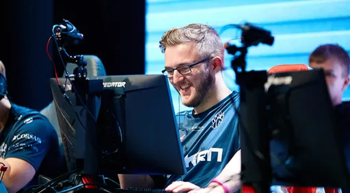 Smooya: один из игроков Fnatic получает зарплату в 40 тысяч евро
