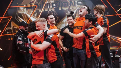 Чемпионы VALORANT Champions 2025, новых Xbox больше не будет, новый сезон «Ванпанчмена» и другие новости 5 октября
