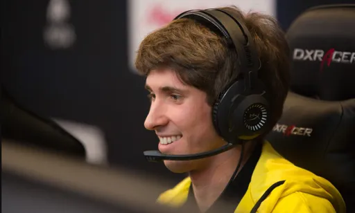Dendi высказался об отказе Valve от глобальных патчей для Dota 2