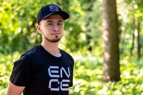 ENCE продлила контракт с hades до 2023 года