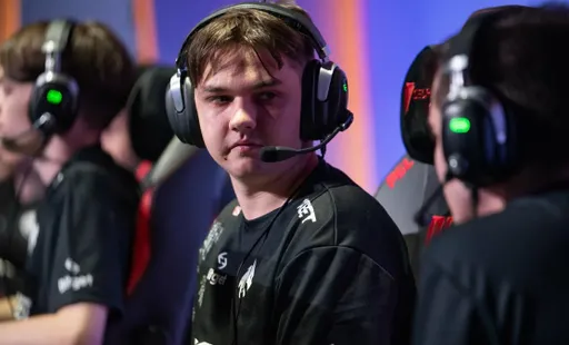 Team Spirit обыграла Yellow Submarine на отборочных ESL One Birmingham 2024