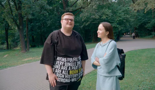 Мама Boombl4 высказалась о разводе сына с женой — она рада этому